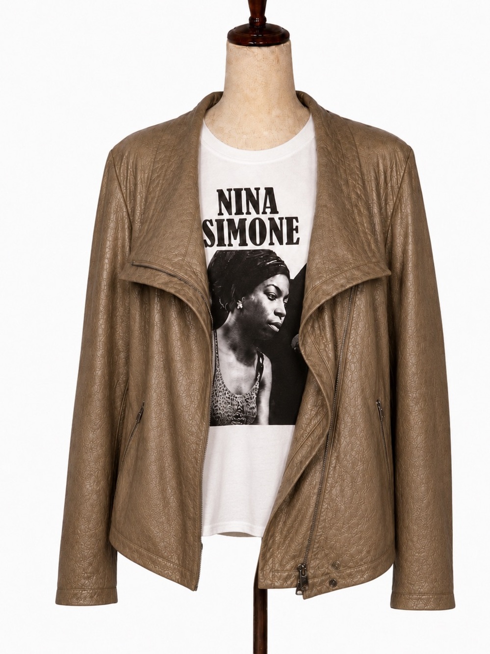 Tahari leather champagne/gold moto jacket.  Soft pliable leather 0X (14W)